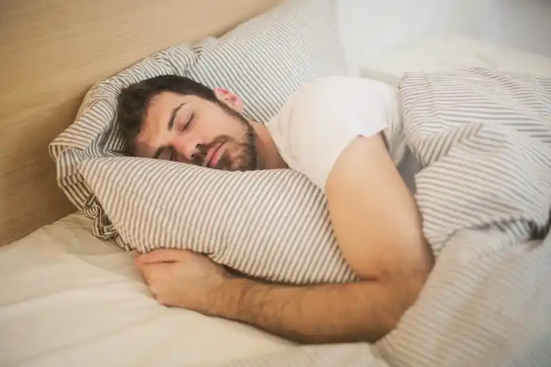 Routine du soir pour bien dormir sommeil réparateur relaxation